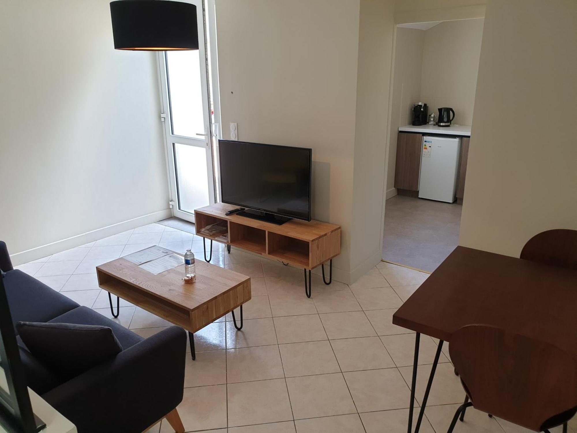 Au Loup Historic Apartments Bayeux Room photo